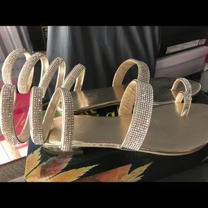 Women’s sandals